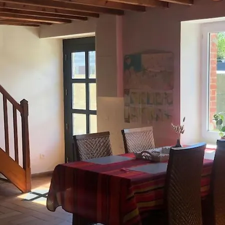 La Team Familly Vue Sur Le Mont St Michel * Pontaubault