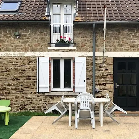 Apartament La Team Familly Vue Sur Le Mont St Michel Pontaubault