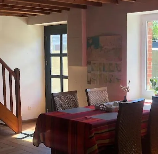 La Team Familly Vue Sur Le Mont St Michel * Pontaubault